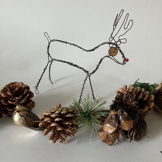 Reindeer Wire Sculpture Kit